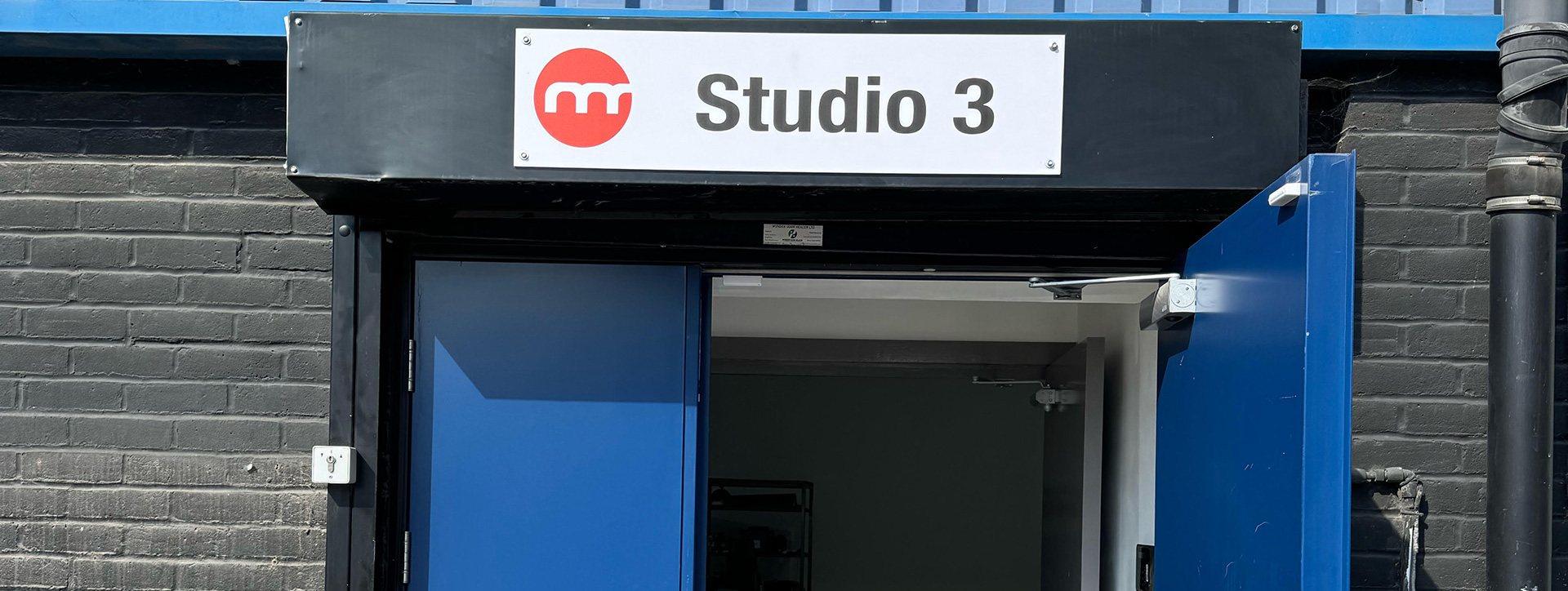 studio-3-slider2