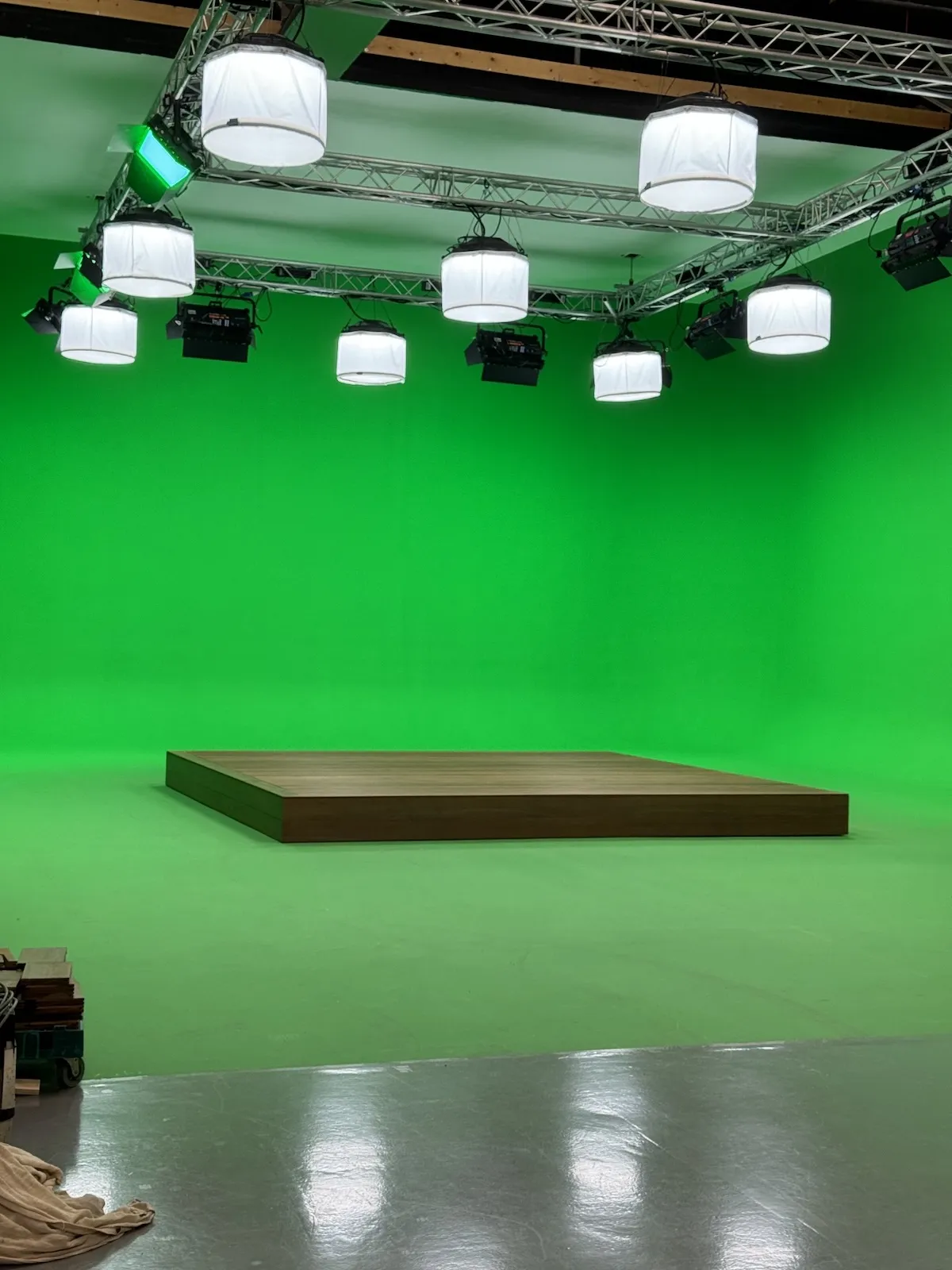 Malcolm Ryan Studios – Studio 2 – Portrait – 01