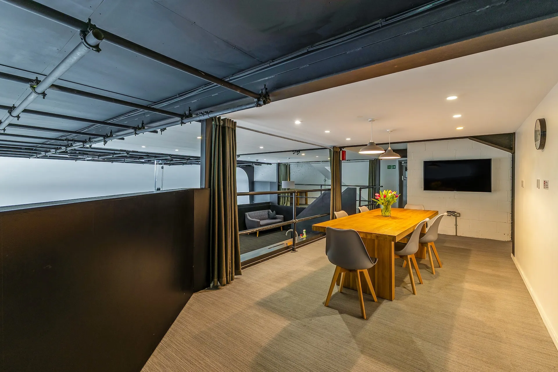 At Malcolm Ryan Studios, every aspect of the facility has been designed around the needs of production teams. From make-up rooms and production offices to crew catering, parking, Wi-Fi and equipment support, everything is available on-site to help minimise downtime and keep productions moving efficiently throughout the day.